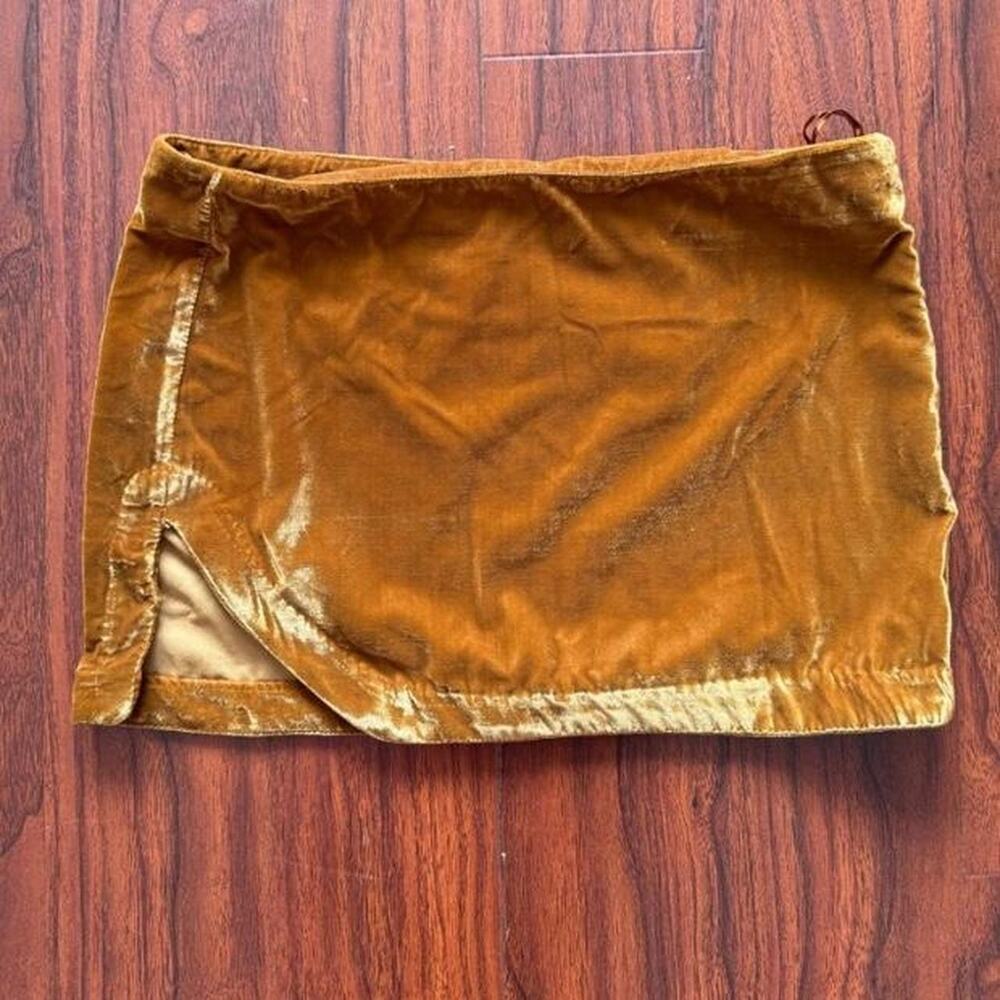 NEW Free people mini. skirt size 6
